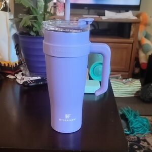 Hydraflow Purple Tumbler with Straw